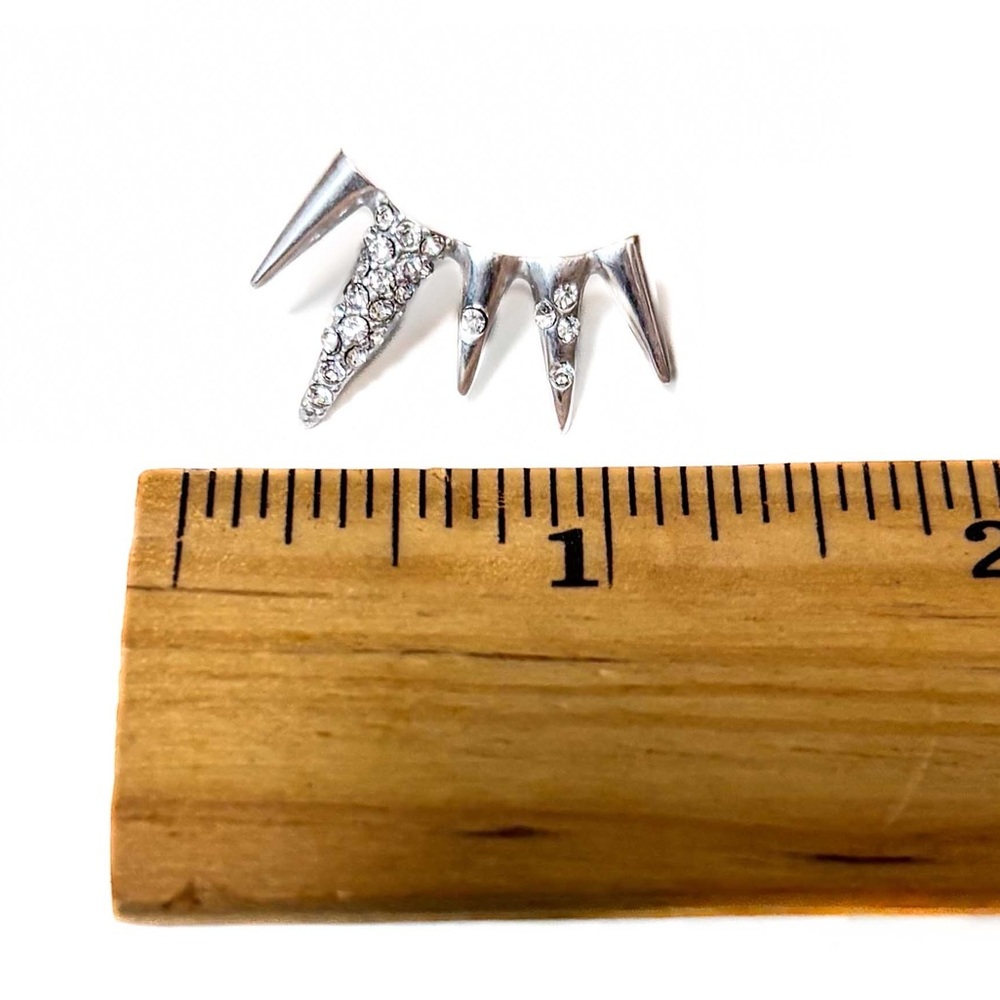 NEW - Dazzling Silver Spike Pave Rhinestone Statement Post Ear Cuffs Climbers - Picture 5 of 5